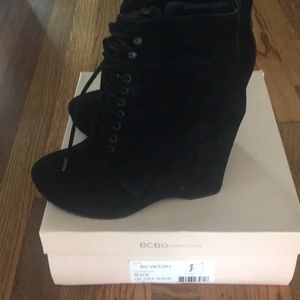 Bcbg suede booties